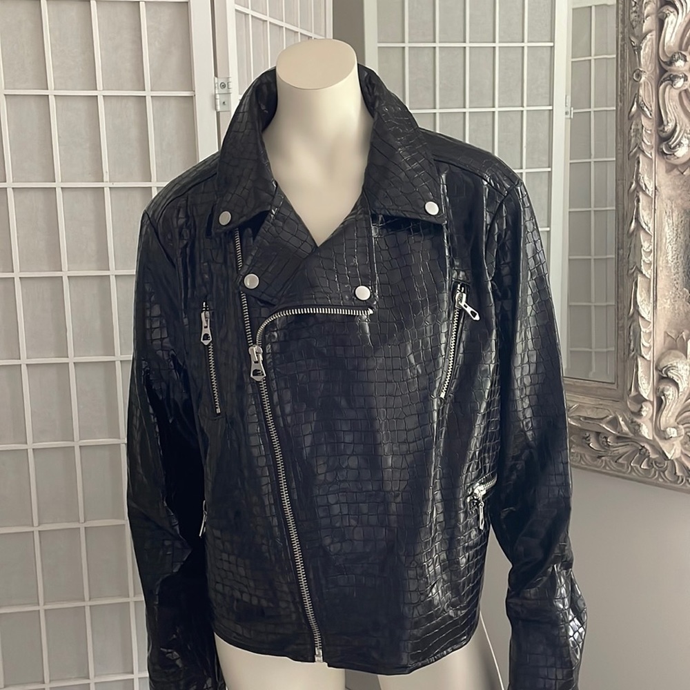 Faux Embossed Leather Cropped Moto Jacket Sz XL - Picture 1 of 6